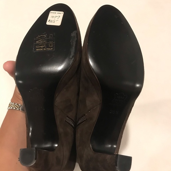 Vintage Priori brown suede pair of zipper boots. EUC. Size 7. - Picture 10 of 11